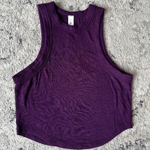 Lululemon Hold Tight Cropped Tank In Dramatic Magenta Sz 2